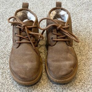 UGG Neumel Women’s Boots - size 5